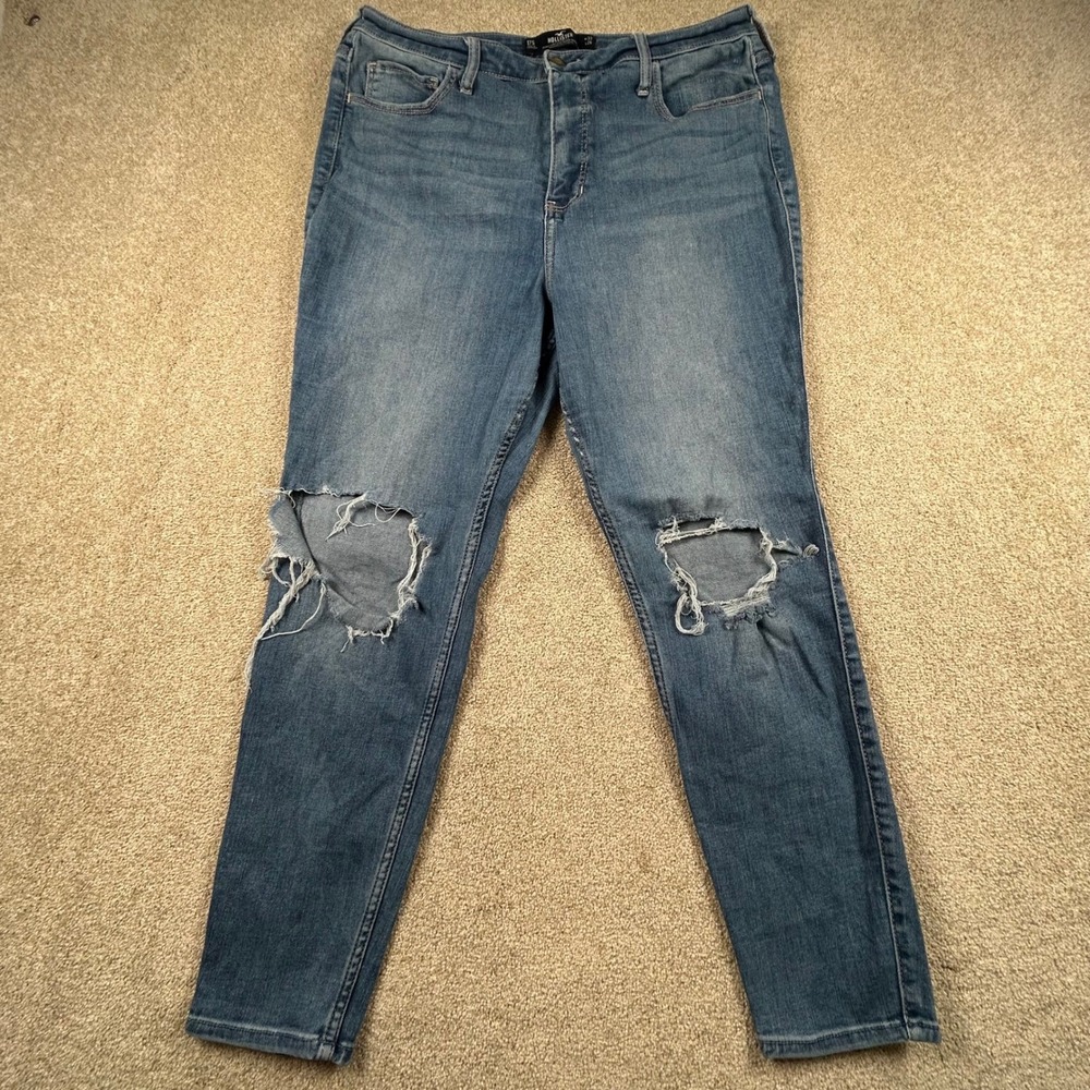 Hollister Ultra High-Rise Super Skinny Distressed Jeans Medium Wash 17S W33 L26